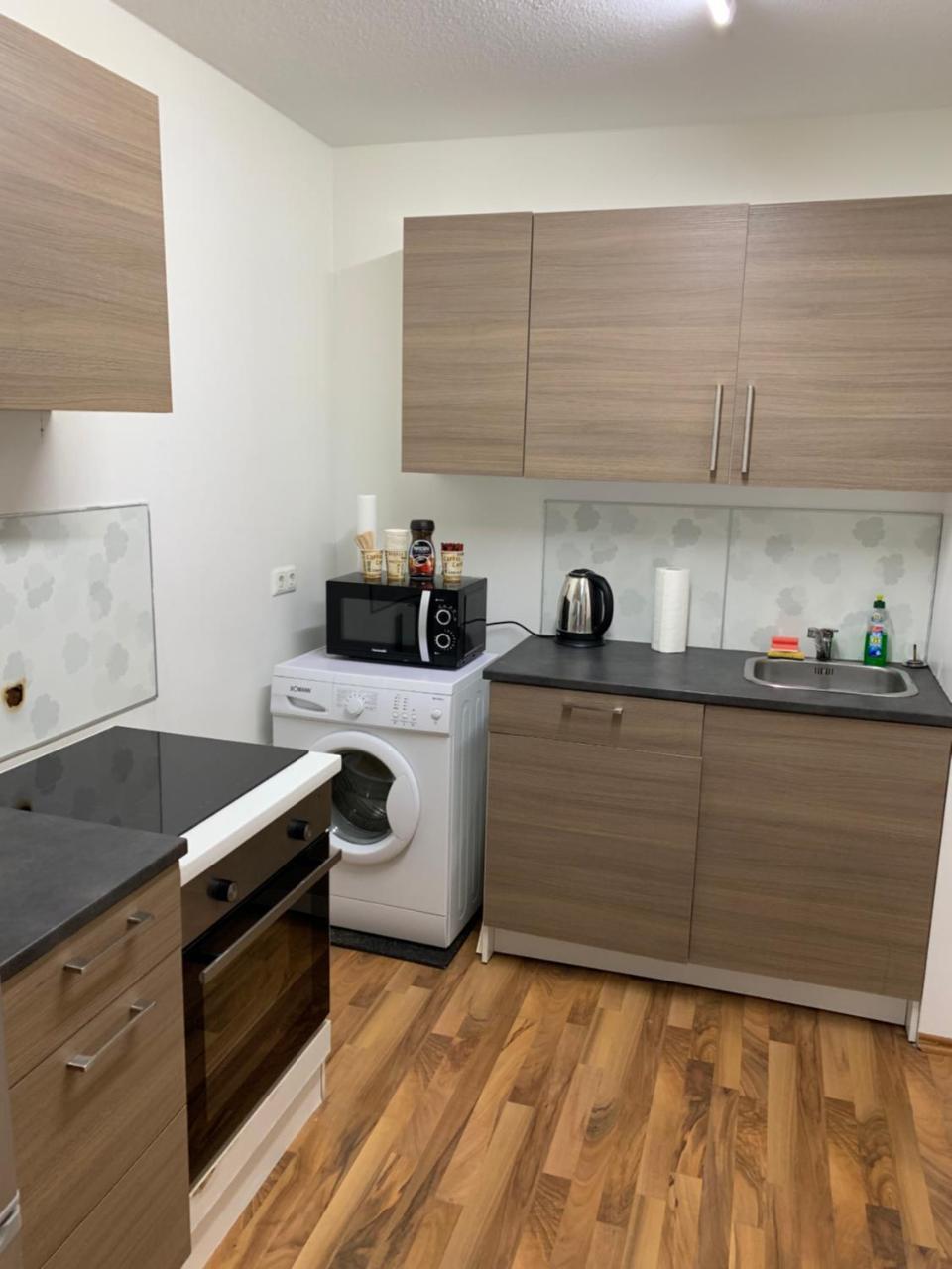 דירות מינכן Kn Kahtan Boarding House מראה חיצוני תמונה