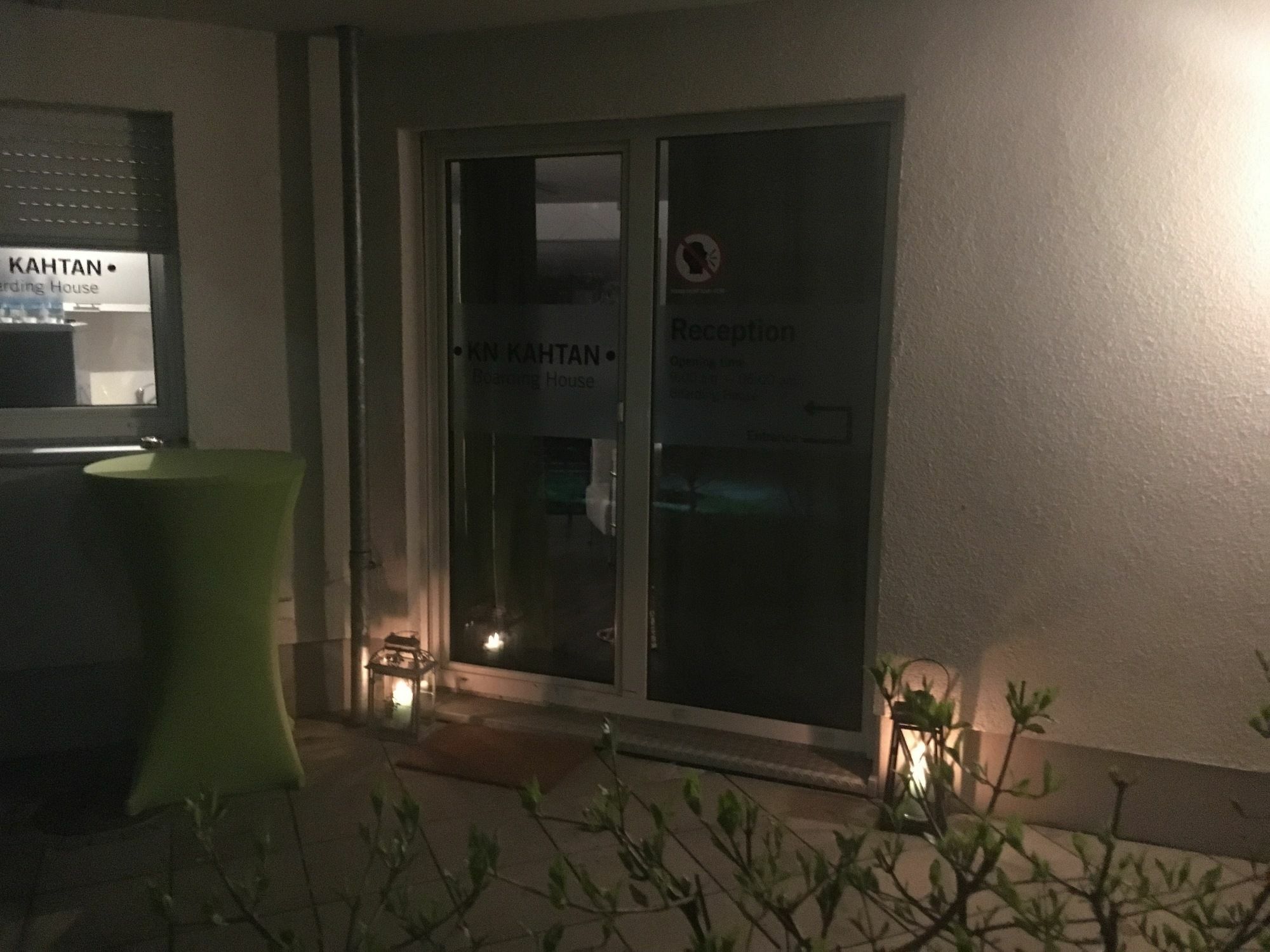דירות מינכן Kn Kahtan Boarding House מראה חיצוני תמונה