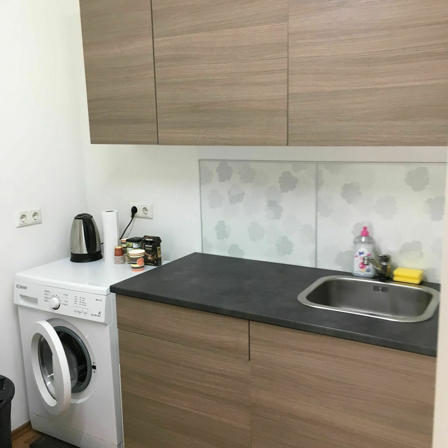 דירות מינכן Kn Kahtan Boarding House מראה חיצוני תמונה