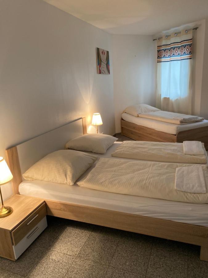 דירות מינכן Kn Kahtan Boarding House מראה חיצוני תמונה