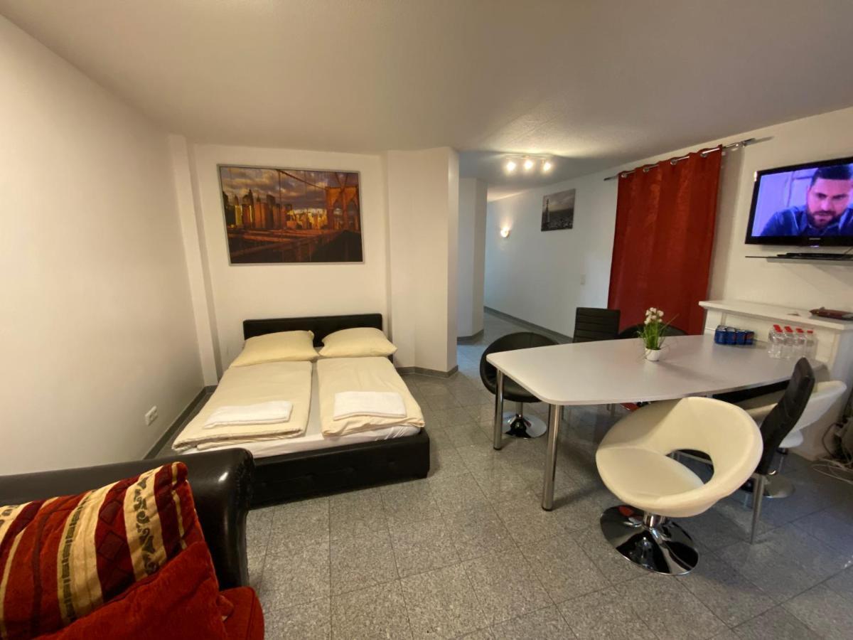 דירות מינכן Kn Kahtan Boarding House מראה חיצוני תמונה